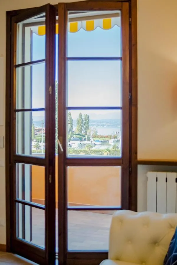 La Casa Sul Porto - Italian Homing Apartment Sirmione