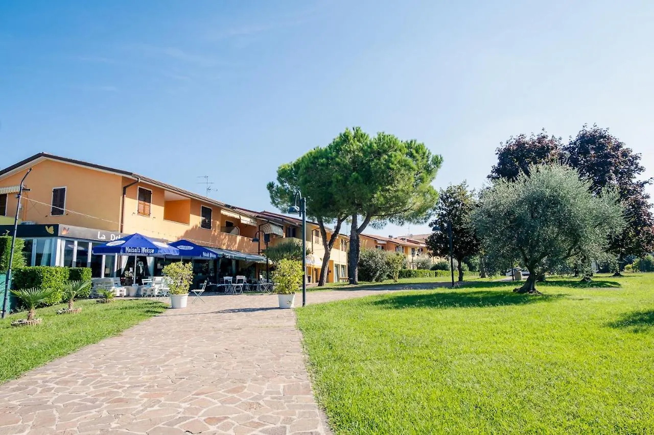 La Casa Sul Porto - Italian Homing Apartment Sirmione 0*,  Italy