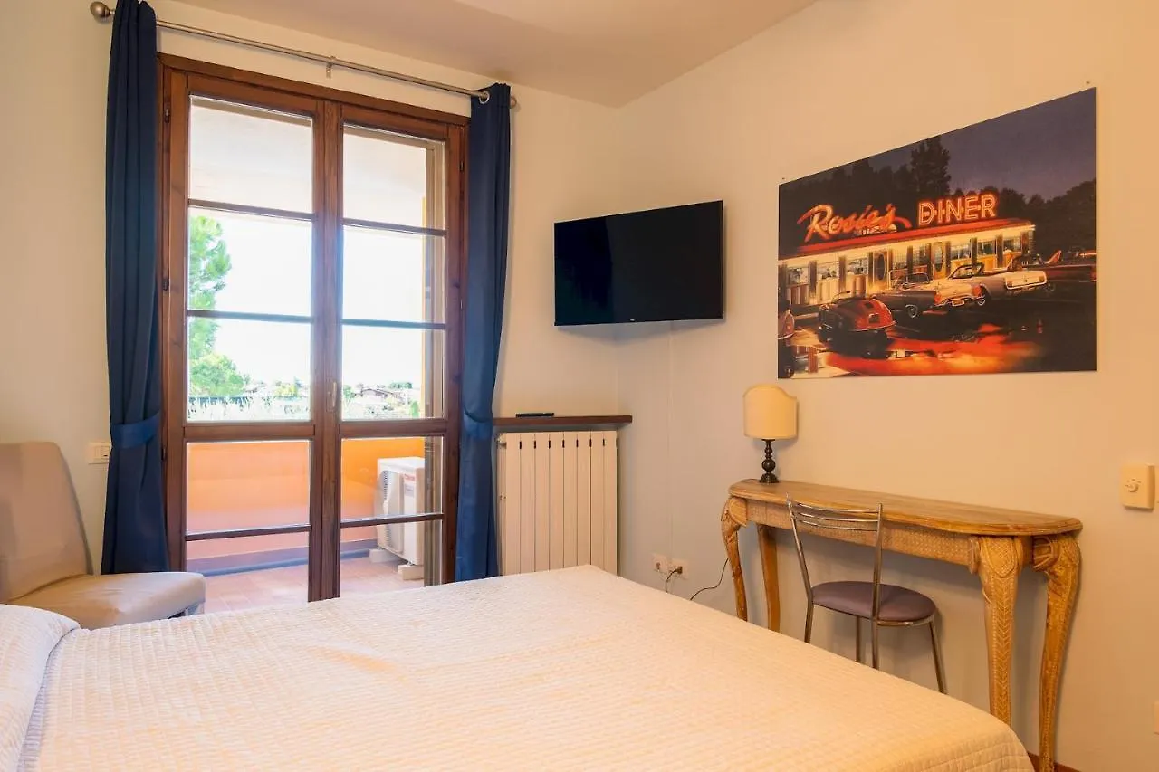 Ferienwohnung La Casa Sul Porto - Italian Homing Sirmione Apartment
